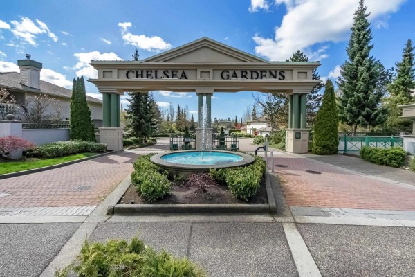 207 13860 70 Avenue, Surrey
