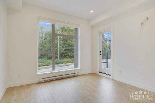 207 14398 60 Avenue, Surrey, BC V3X2N5 Photo 4