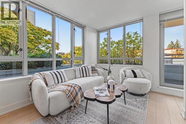 207 1680 W 4th Avenue, Vancouver, BC V6J0B7 Photo 5