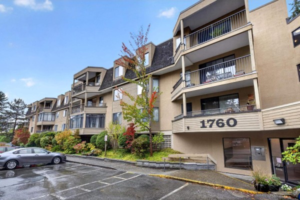 207 1760 Southmere Crescent, Surrey, BC V4A6E5 Photo 2