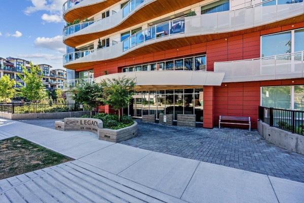 207 20416 Park Avenue, Langley, BC V3A0N2 Photo 2