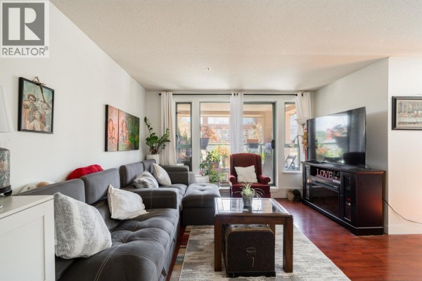 207 223 Mountain Highway, North Vancouver, BC V7J3V3 Photo 4