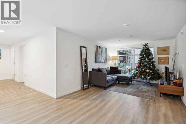 207 232 Sixth Street, New Westminster, BC V3L3A4 Photo 5
