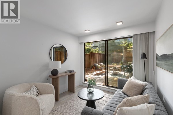 207 2410 Cornwall Avenue, Vancouver