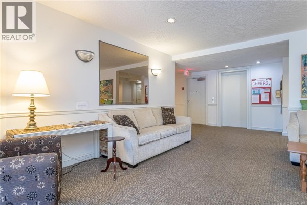 Dining nook - 207 273 Coronation Ave, Duncan, BC V9L2T1 Photo 5