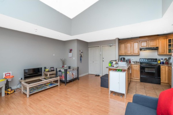 207 2828 152 Street, Surrey, BC V4P1G6 Photo 5