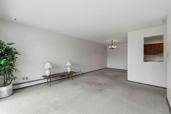 207 32070 Peardonville Road, Abbotsford, BC V2T6N9 Photo 3