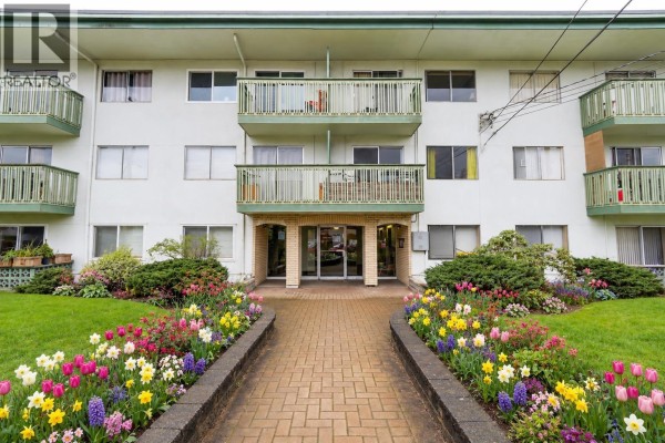 207 36 E 14th Avenue, Vancouver