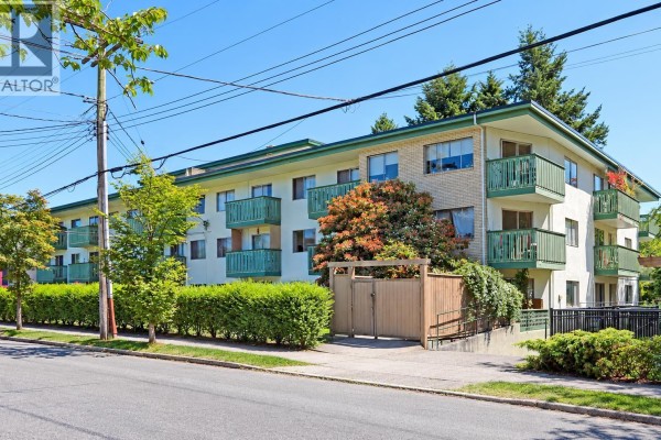 207 36 E 14th Avenue, Vancouver, BC V5T4C9 Photo 2