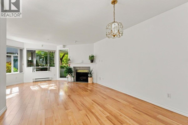 207 3638 Rae Avenue, Vancouver, BC V5R2P5 Photo 3