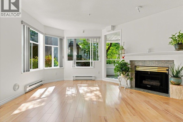 207 3638 Rae Avenue, Vancouver, BC V5R2P5 Photo 4