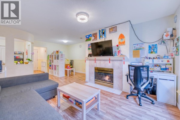 207 3738 Norfolk Street, Burnaby, BC V5G4V4 Photo 5