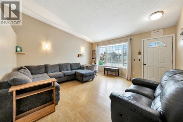 4pc Bathroom - 207 3rd Avenue E, Neilburg, SK S0M2C0 Photo 3