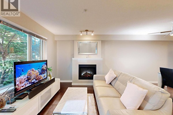 207 4783 Dawson Street, Burnaby, BC V5C0A8 Photo 2