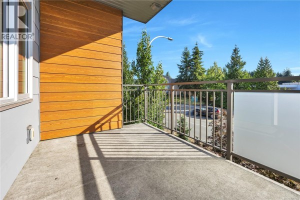 Den - 207 6540 Metral Dr, Nanaimo, BC V9T2L8 Photo 5