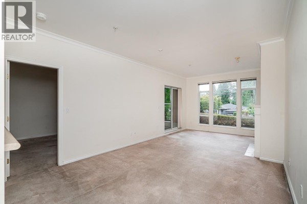 207 678 W Queens Road, North Vancouver, BC V7N2L3 Photo 3