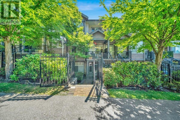 207 7333 16th Avenue, Burnaby, BC, photo 2