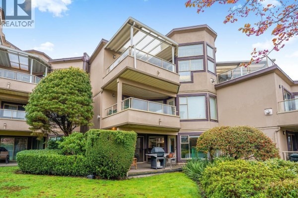 207 78 Richmond Street, New Westminster, BC V3L5T2 Photo 2