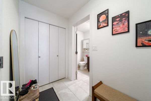 Kitchen - #207 9907 91 Av Nw, Edmonton, AB T6E2T7 Photo 3