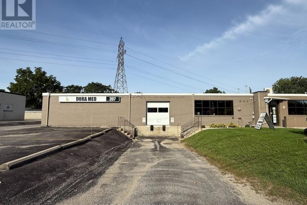 207 Adelaide Street S, London South, ON N5Z3K7 Photo 5