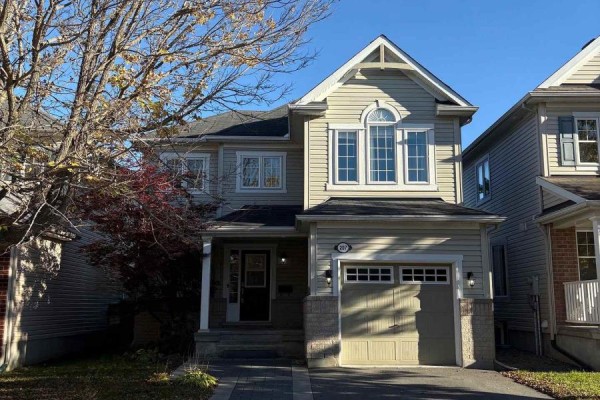 Residential for rent at 207 Burnaby Drive, Ottawa, ON - MLS® b61kDD