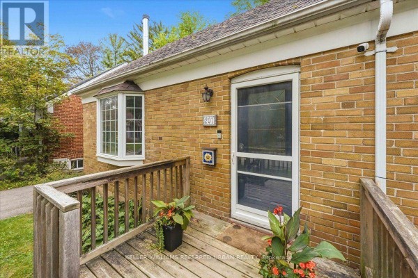 Kitchen - 207 Elmhurst Avenue, Toronto, ON M2N1S2 Photo 4