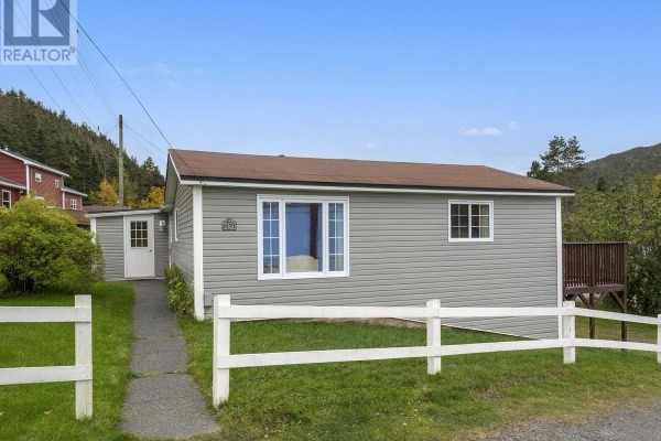 Bath (# pieces 1-6) - 207 Main Road, Normans Cove, NL A0B2T0 Photo 3