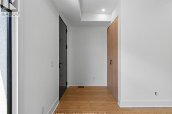 207 Robina Avenue, Toronto, ON, photo 2