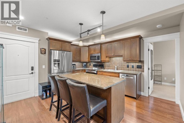 Living room - 2070 Boucherie Road Unit# 301, West Kelowna, BC V4T3K9 Photo 5