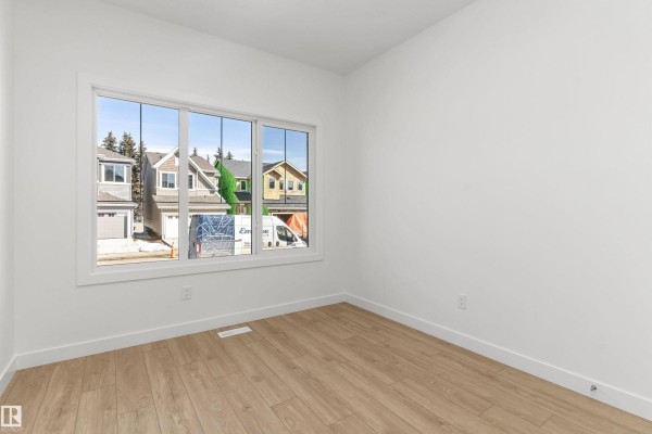 Bedroom 2 - 20707 43 Av Nw, Edmonton, AB T6M3E3 Photo 5