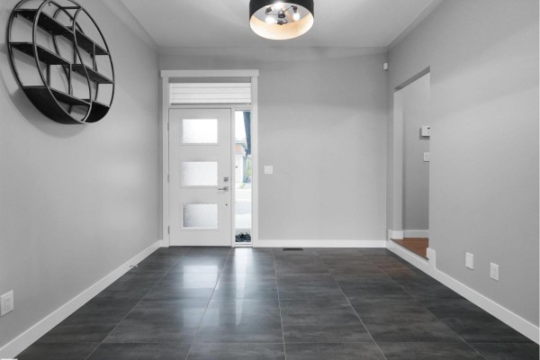 Bedroom 2 - 20715 27 Av Nw, Edmonton, AB T6M1P3 Photo 5