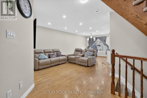 2073 Hiboux Street, Ottawa, ON K4A4J7 Photo 5