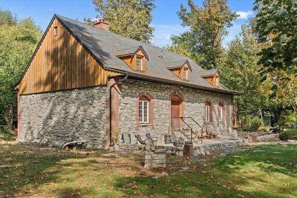 20738 Landstrom Road, Hope, Hope, BC, photo 2