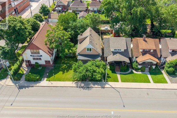 3pc Bathroom - 2075 Ottawa Street, Windsor, ON N8Y1R6 Photo 2