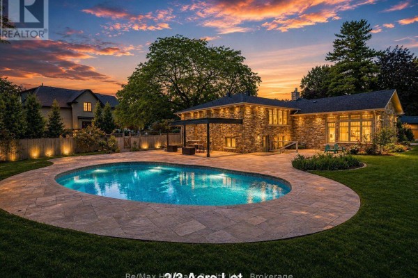 2076 Glenforest Crescent, Oakville, ON, photo 3