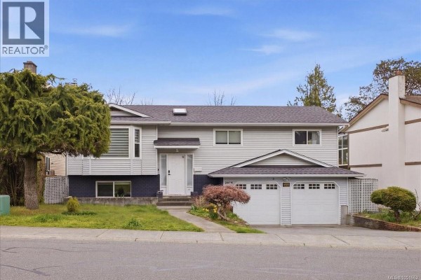 2079 Bay St, Nanaimo, BC, photo 2