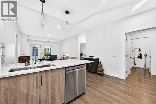 Kitchen - 208, 12 Mahogany Path Se, Calgary, AB T3M3A4 Photo 5