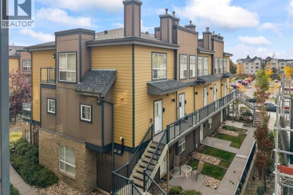 208, 2426 34 Avenue Sw, Calgary