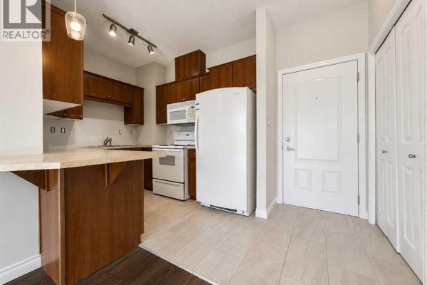 3pc Bathroom - 208, 9229 Lakeland Drive, Grande Prairie, AB T8X0B8 Photo 4