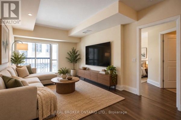 Dining room - 208 - 1 Old Mill Drive, Toronto, ON M6S0A1 Photo 2
