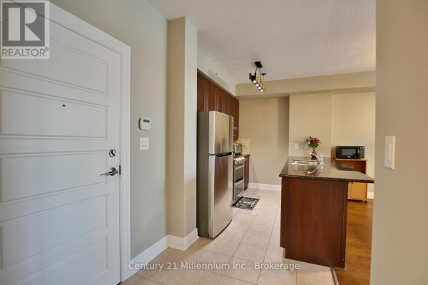 Primary Bedroom - 208 - 1 Shipyard Lane, Collingwood, ON L9Y0W2 Photo 4