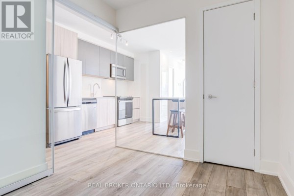 208 - 11 Maryport Avenue, Toronto, ON M3M0E2 Photo 3
