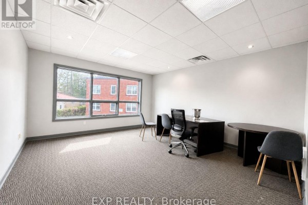 208 - 111 Sherwood Drive, Ottawa, ON, photo 3