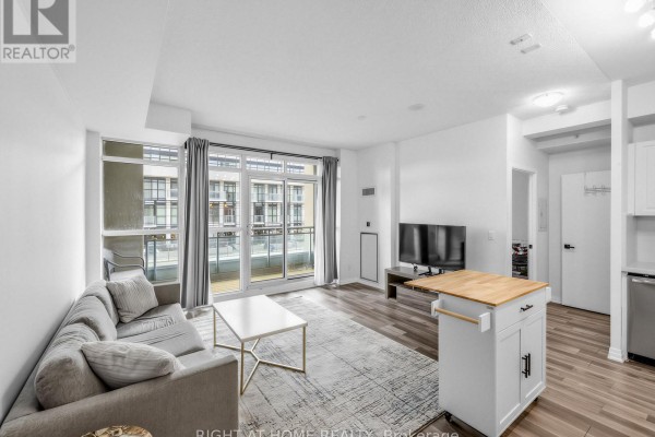 Primary Bedroom - 208 - 155 Legion Road N, Toronto, ON M8Y0A7 Photo 5