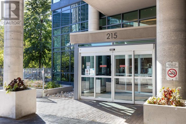 208 - 215 Fort York Boulevard, Toronto, ON M5V4A2 Photo 4