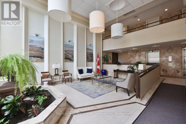 208 - 2180 Marine Drive, Oakville, ON, photo 3
