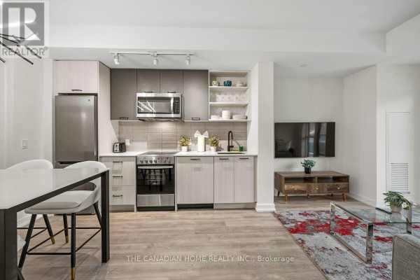 208 - 2300 St Clair Avenue W, Toronto, ON M6N0B3 Photo 3