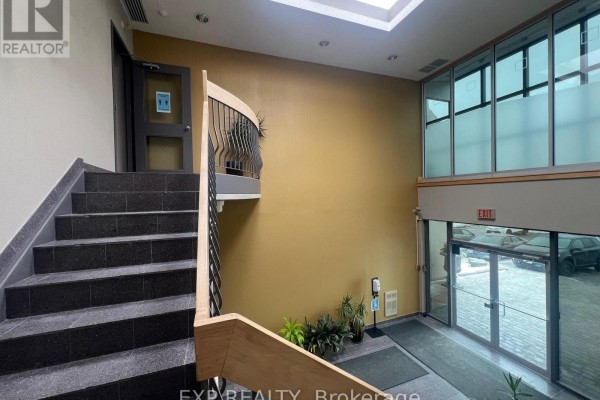 208 - 275 Renfrew Drive, Markham, ON L3R0C8 Photo 4