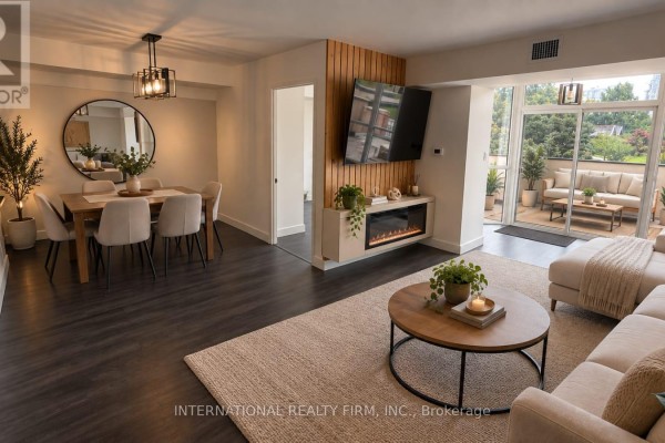 Solarium - 208 - 285 Enfield Place, Mississauga, ON L5B4L8 Photo 4