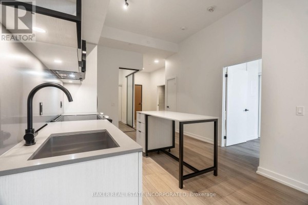 208 - 740 Dupont Street, Toronto